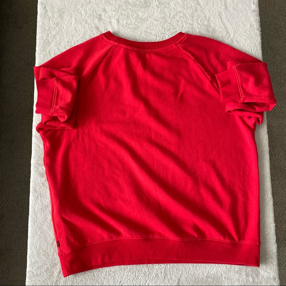 2/25 Levi’s Crewneck Sweatshirt - Picture 5 of 9